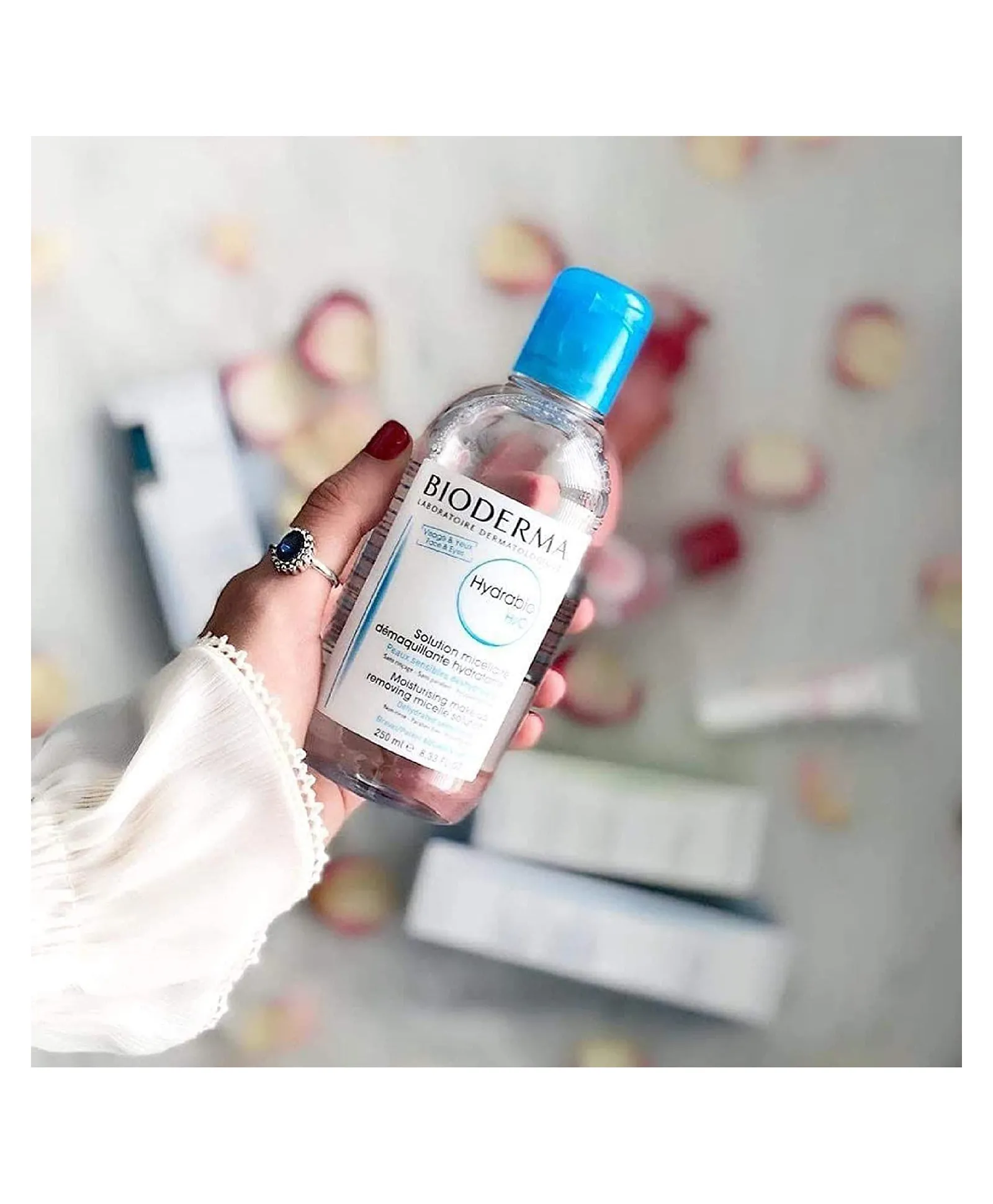Bioderma Hydrabio H2O Moisturising Make-Up Removing Micellar Solution - 250ml - Image 5